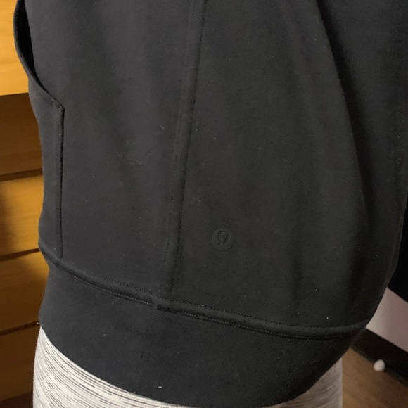 Lululemon sweatshirt!! Brand new, never worn - Picture 3 of 5